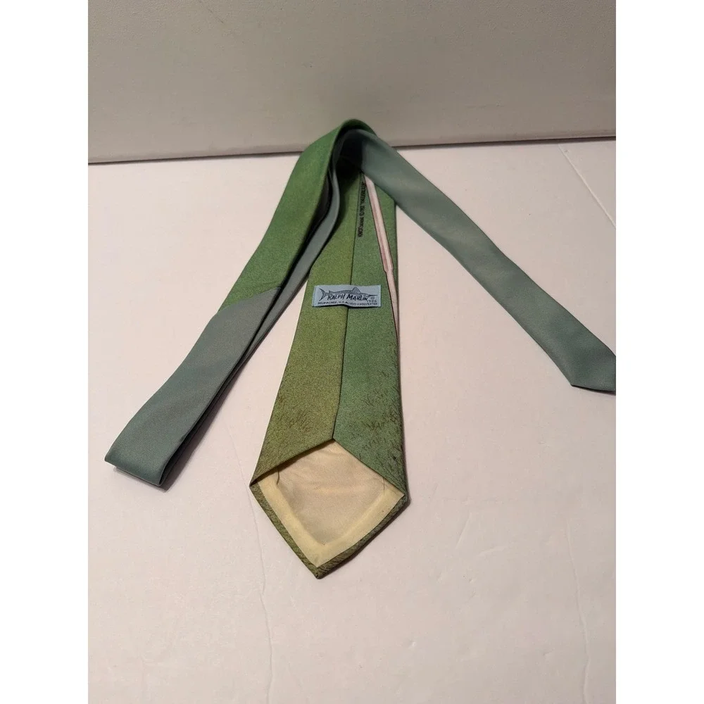 Vintage 1986 Ralph Marlin Golf Putter Ball‎ Green Novelty Tie Kneeknocker Mens